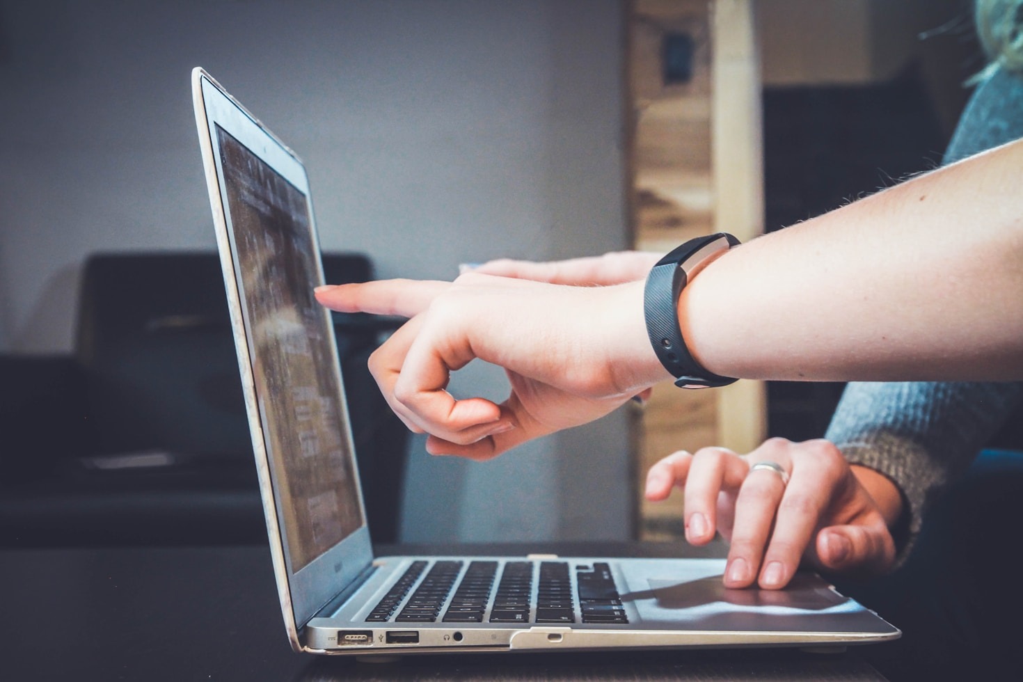 Illustrative image used on the SmartSaver website for article or page content